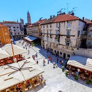  Apartment Luxury Serviced In Centre Croatia